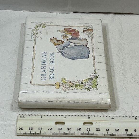 VTG 1990 Beatrix Potter Collection Grandma's Brag Book 10 Pages 20 Photos 6"x4" - Picture 7 of 12